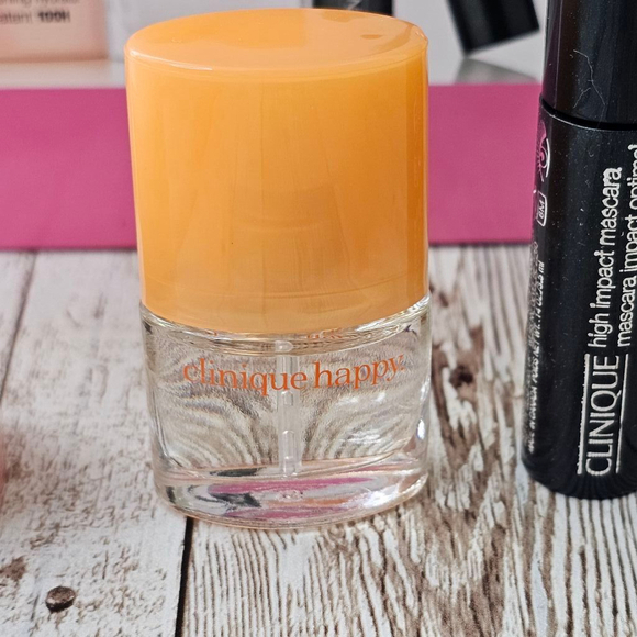 Clinique Beauty Set of 3 travel size - Picture 4 of 7